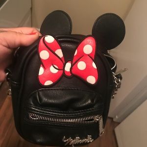 Minnie Mouse limited edition purse